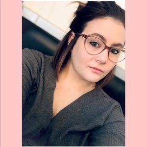 Meet your Posher, Katelyn